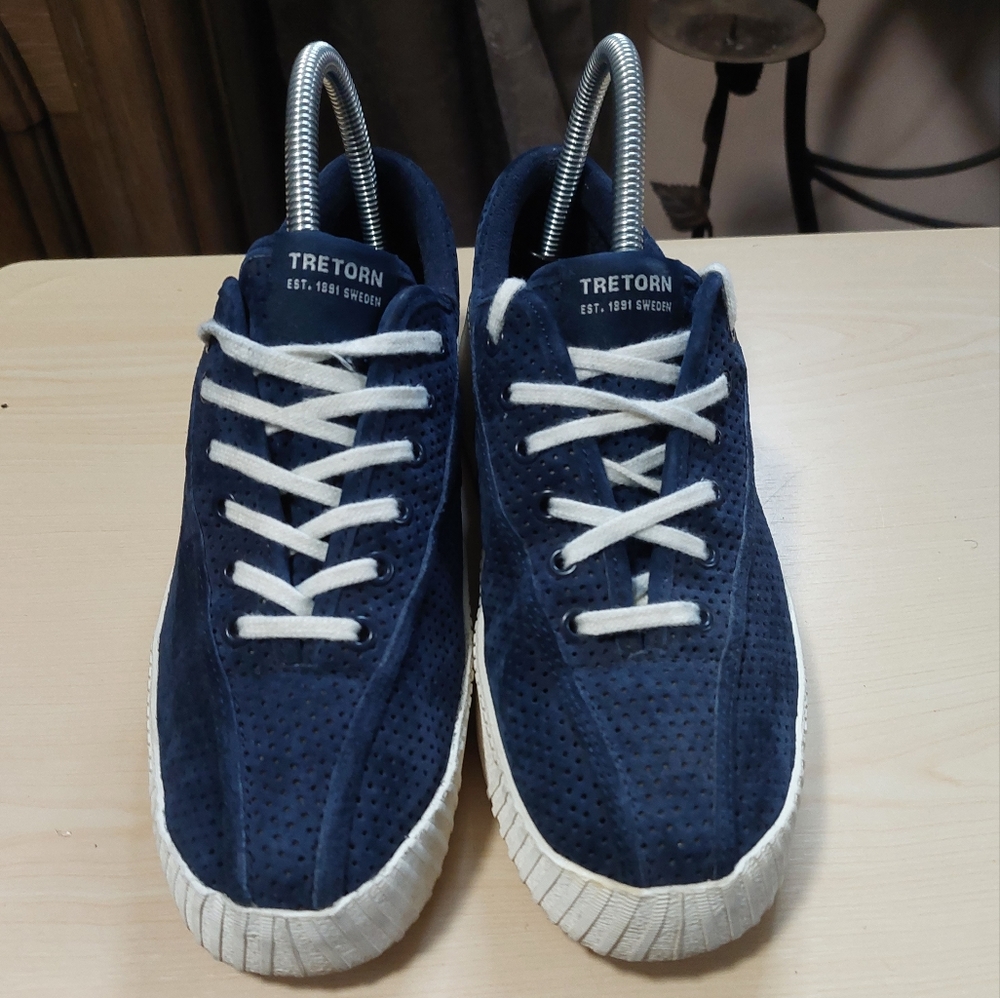 Tretorn Nylite Navy Blue Suede 7.5 Sneakers